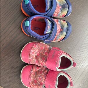 Merrell Kids Bare Steps Water Shoes in Pink and Blue Lot